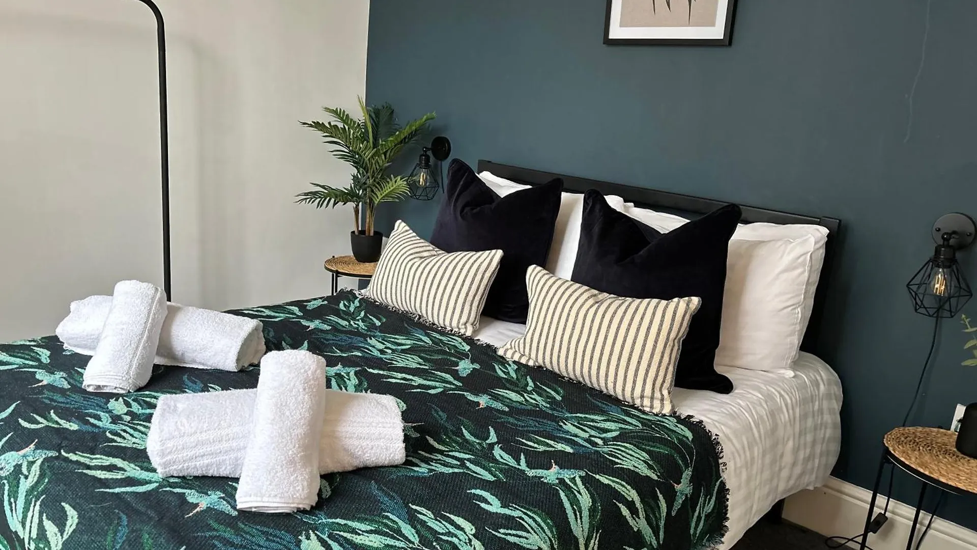 Boutique Docks Apartment - Parking GLOUCESTERSHIRE