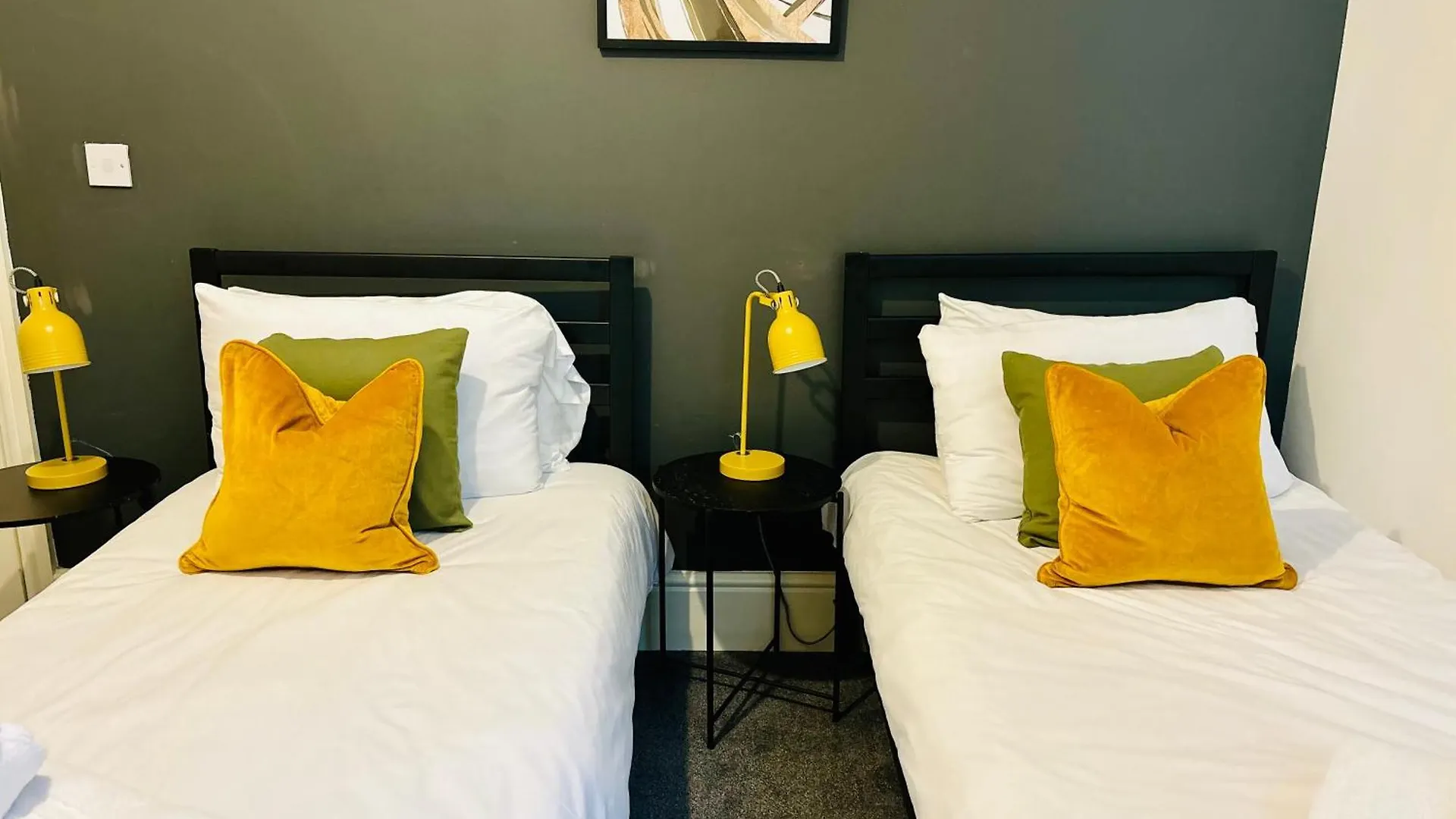 Boutique Docks Apartment - Parking GLOUCESTERSHIRE United Kingdom